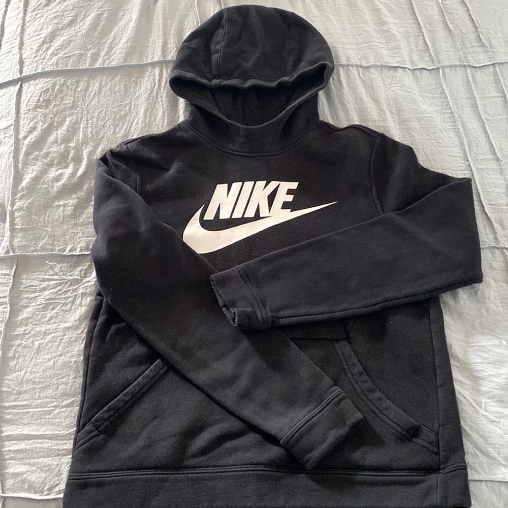 Nike boys Lg black hoodie